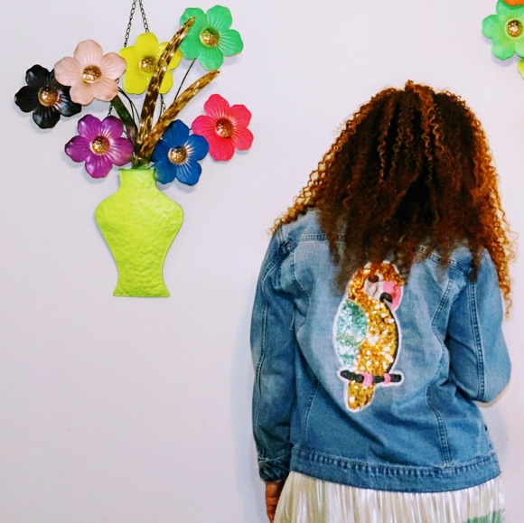 Women's Denim Jean Jacket - Picture 1 of 5